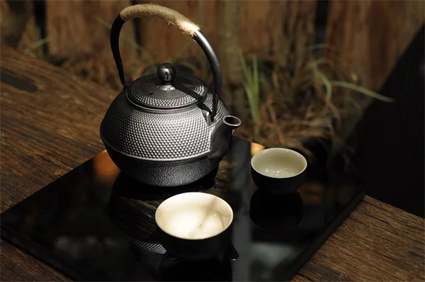 【保存版】プロが教える！ハーブの植え付け間隔 失敗しないたった5つのポイント